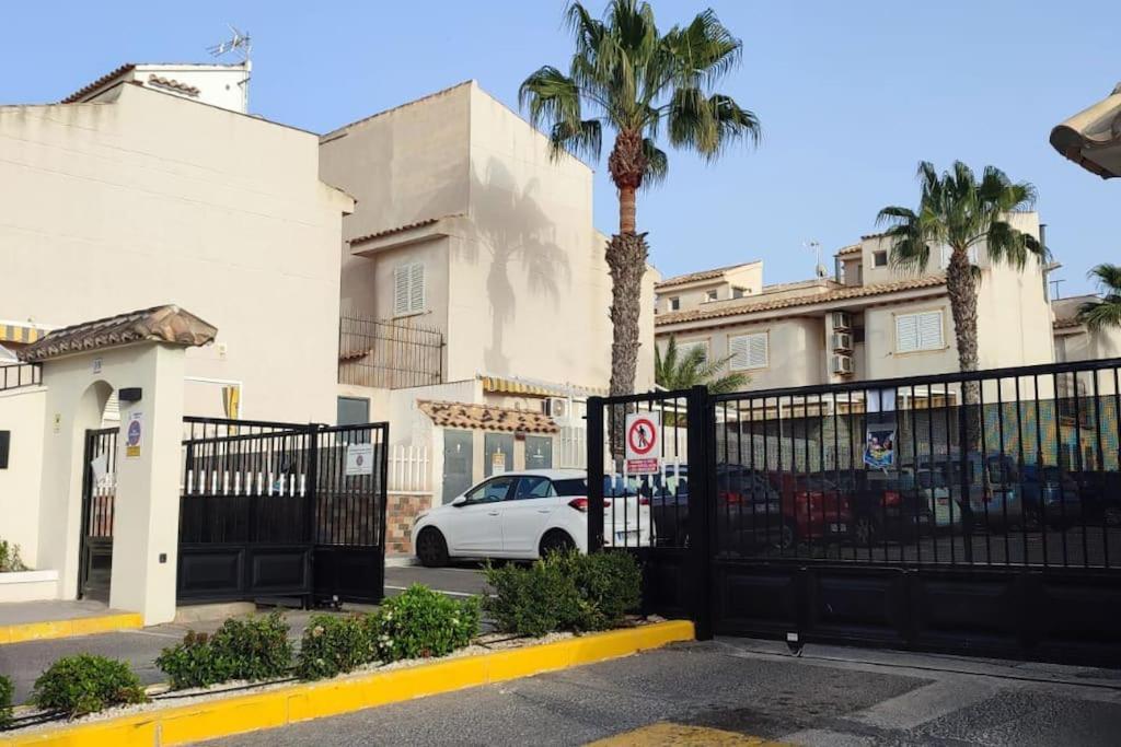 Lovely Holiday Home Santa Pola,グラン・アラカント エクステリア 写真